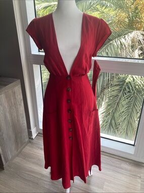 NWT!!! Reformation Red Button-Front Midi Dress with Sash, size 0